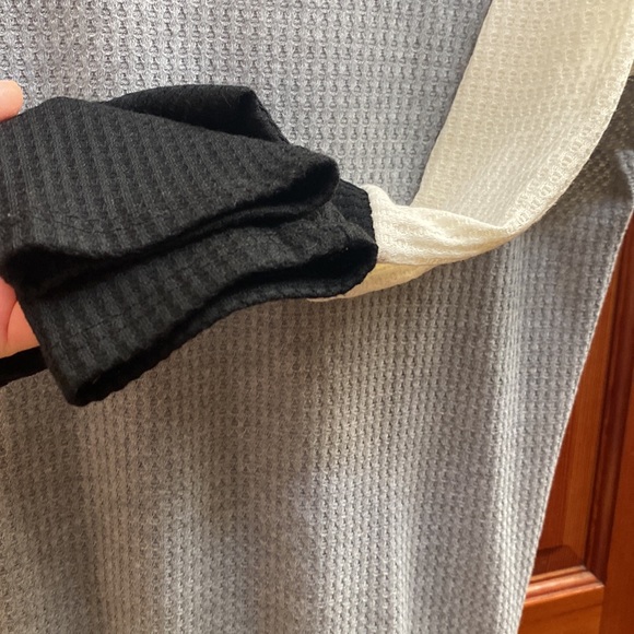 BellanBlue Waffle weave color block shades black, gray and white. NWT / Size Lg. - Picture 6 of 12